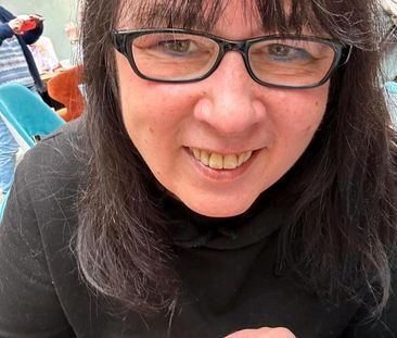 Herzensmensch sucht liebevolles Zuhause in Wedel - Photo 1