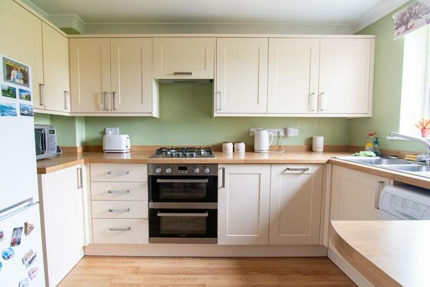 2 bedroom terraced house to rent - Photo 1