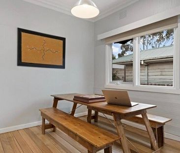 6 MONTH LEASE ONLY - Spacious Family Home with Character and Conven... - Photo 5