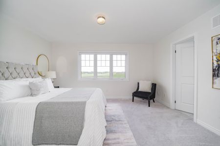 For Lease - 29 Kingsbury Trail, Barrie, Ontario - Photo 3