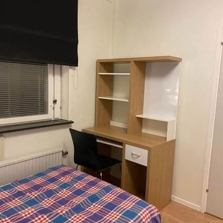 Gränsholmsbacken, Skärholmen - Photo 1