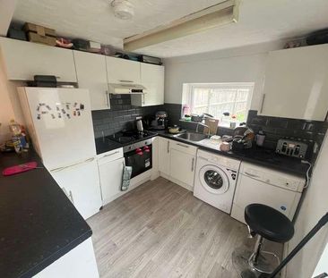 Milton Road, SO15 - Photo 1