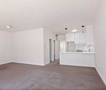 17/94-98 Wattletree Road, Armadale. - Photo 3