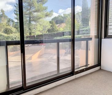 Location Appartement 2 pièces 38m² MOUGINS 06250 - Photo 2