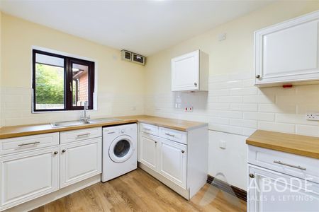 Greenslade Grove, Hednesford, Cannock WS12 1QR - Photo 3