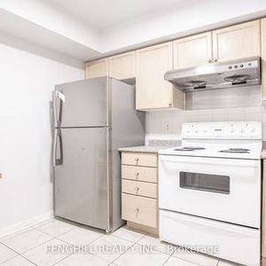 Yonge & Sheppard. Sunny, Large 3Bedrms 2 Baths & utilities incl. - Photo 2