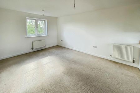 Carver Close - Photo 3