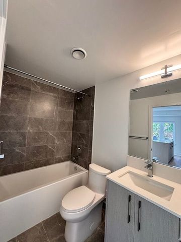 For Lease - 8 Manor Road Unit# 204, Toronto, Ontario - Photo 2