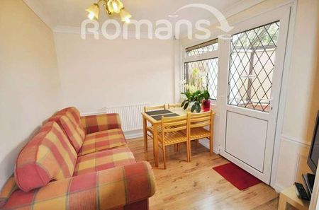 West Ham Close, Basingstoke, RG22 - Photo 4