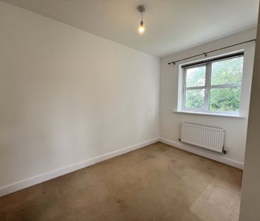 Brockton Ave, Farndon, Newark, Notts, NG24 - Photo 5