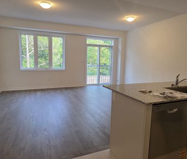 For Lease - 69 Hillcroft Way, Kawartha Lakes, Ontario - Photo 1