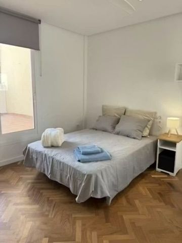 Carrer de Gorgos, Valencia, Valencian Community 46021 - Photo 2