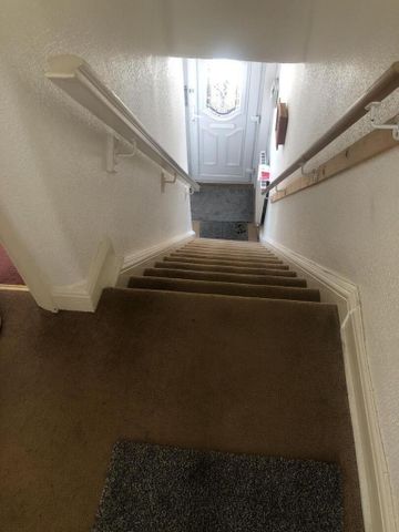 2 bedroom end of terrace house to rent - Photo 5