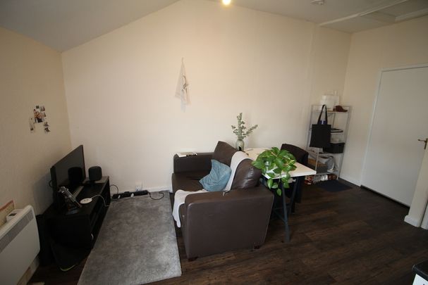 1 Bed Student Accommodation - Photo 1