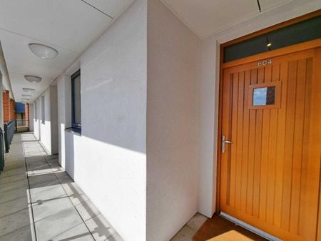 2 bedroom apartment to rent - Photo 4