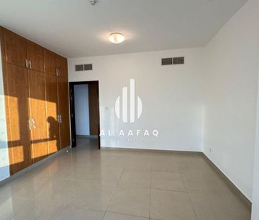 Spacious 3BHK | Master bedroom | Free AC | - Photo 5