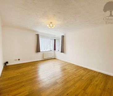 2 bed flat to rent in Ray Park Road, Maidenhead, SL6 - Photo 1