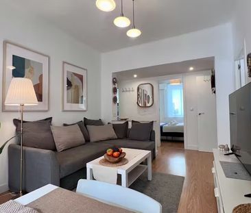 Alameda de Capuchinos, Málaga, Andalusia 29014 - Photo 3