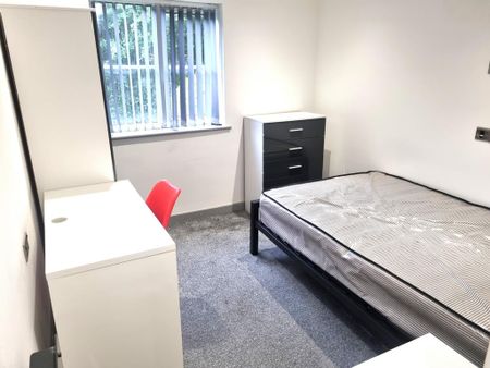 3 bedroom apartment to rent - Photo 3