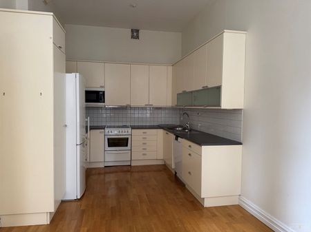 Drottninggatan 15B - Foto 2