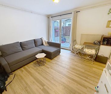 Location Appartement 1 pièce 18m² AVIGNON 84000 - Photo 1