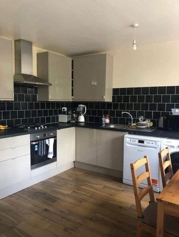 Room in a Shared Flat, Bermondsey, SE16 - Photo 2
