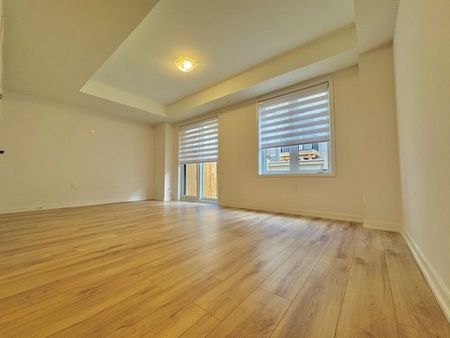 For Lease - 136 Rattenbury Road, Vaughan, Ontario - Photo 4