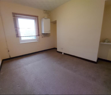 Neath Road, Plasmarl, SWANSEA - Photo 6