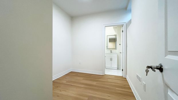 For Lease - 19 William Crawley Way, Oakville, Ontario - Photo 1