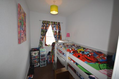 2 bedroom semi-detached house to rent - Photo 2
