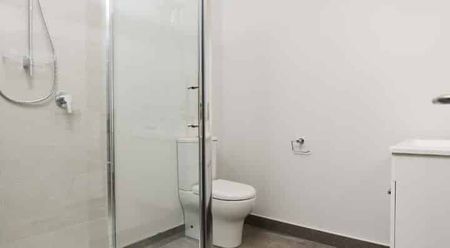 Discover Your Perfect Home in the Heart of Papatoetoe, Auckland! - Photo 4