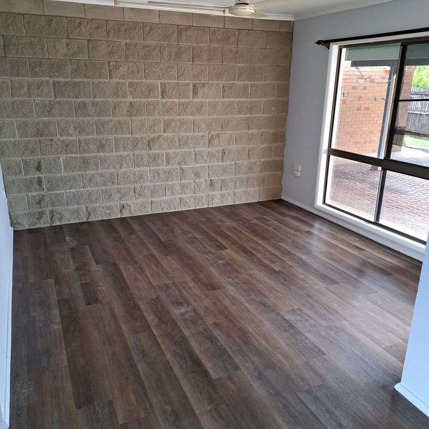 2 Bedroom Unit - Innisfail Estate - Photo 1