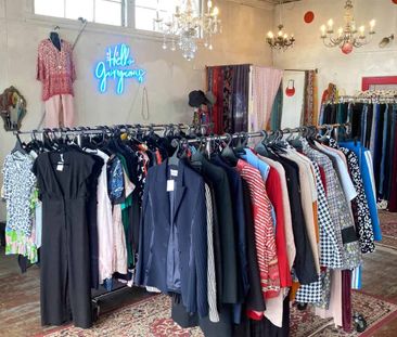 Is This Your New Shop - Photo 3