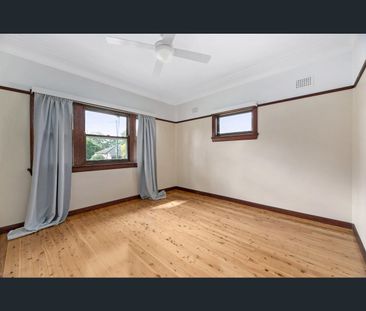 10 Milner Avenue, Hornsby, NSW 2077 - Photo 3