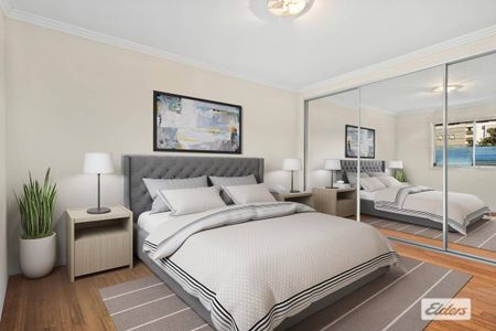 Modern Three Bedroom Townhouse - Photo 2