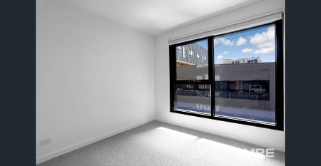 Prime location and lifestyle apartment that call home - Photo 2