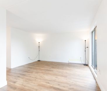 For Lease - 53 Taunton Road Unit# 57, Oshawa, Ontario - Photo 2