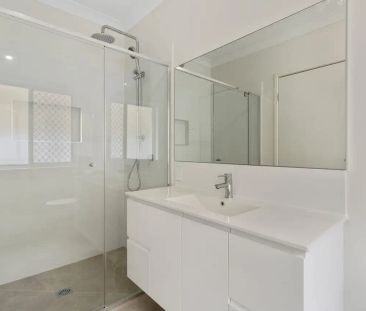 “Stunning new 4-Bedroom Family Home in Redbank Plains” - Photo 3