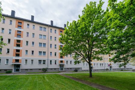 Ihre neue Familienwohnung + Erstbezug nach Komplettsanierung + - Foto 5