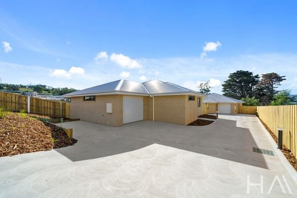 1/45 Sandpiper Dr, Midway Point - Photo 1