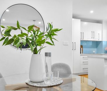 FOR RENT $900 per week neg - Photo 3