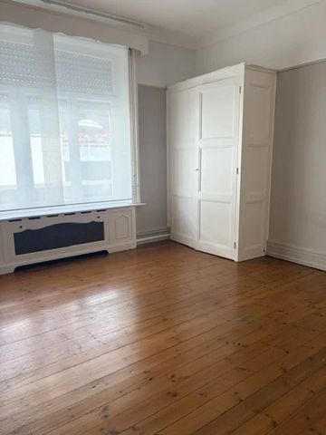 Location Appartement 4 pièces 99m² BOULOGNE SUR MER 62200 - Photo 5