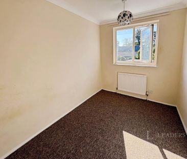 3 bedroom house to rent Old Forge Way, Sawston, Cambridge, CB22 - Photo 3
