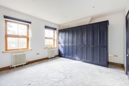 4 bedroom detached house to rent - Photo 4