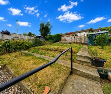 3 bedroom terraced house to rent - Photo 6