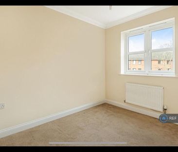 4 bedroom terraced house to rent - Photo 4