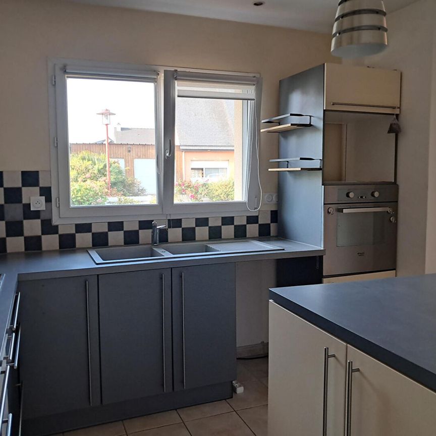 Location Maison 7 pièces 145m² SENS DE BRETAGNE 35490 - Photo 1
