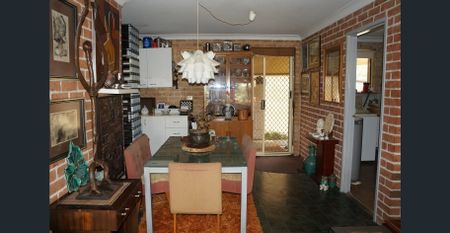 Great Location - 3 bedroom family home - Photo 4