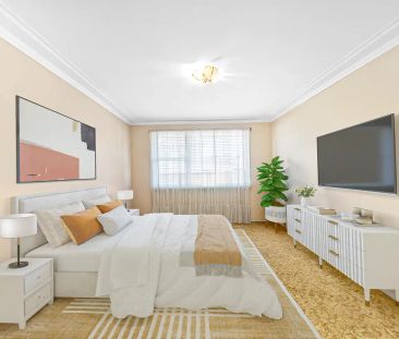 “Spacious 4-Bedroom Family Home in Auburn!!” - Photo 1