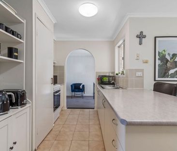 Renovated Home with Air Conditioning - Photo 5